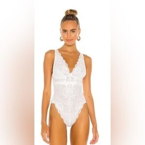 NWT Free People X HAH Chase Haround Lace Teddy Bodysuit in White!!
